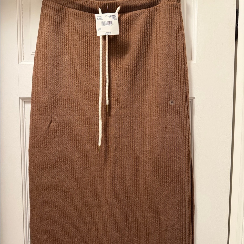 American Eagle Brown Ribbed Knit Skirt